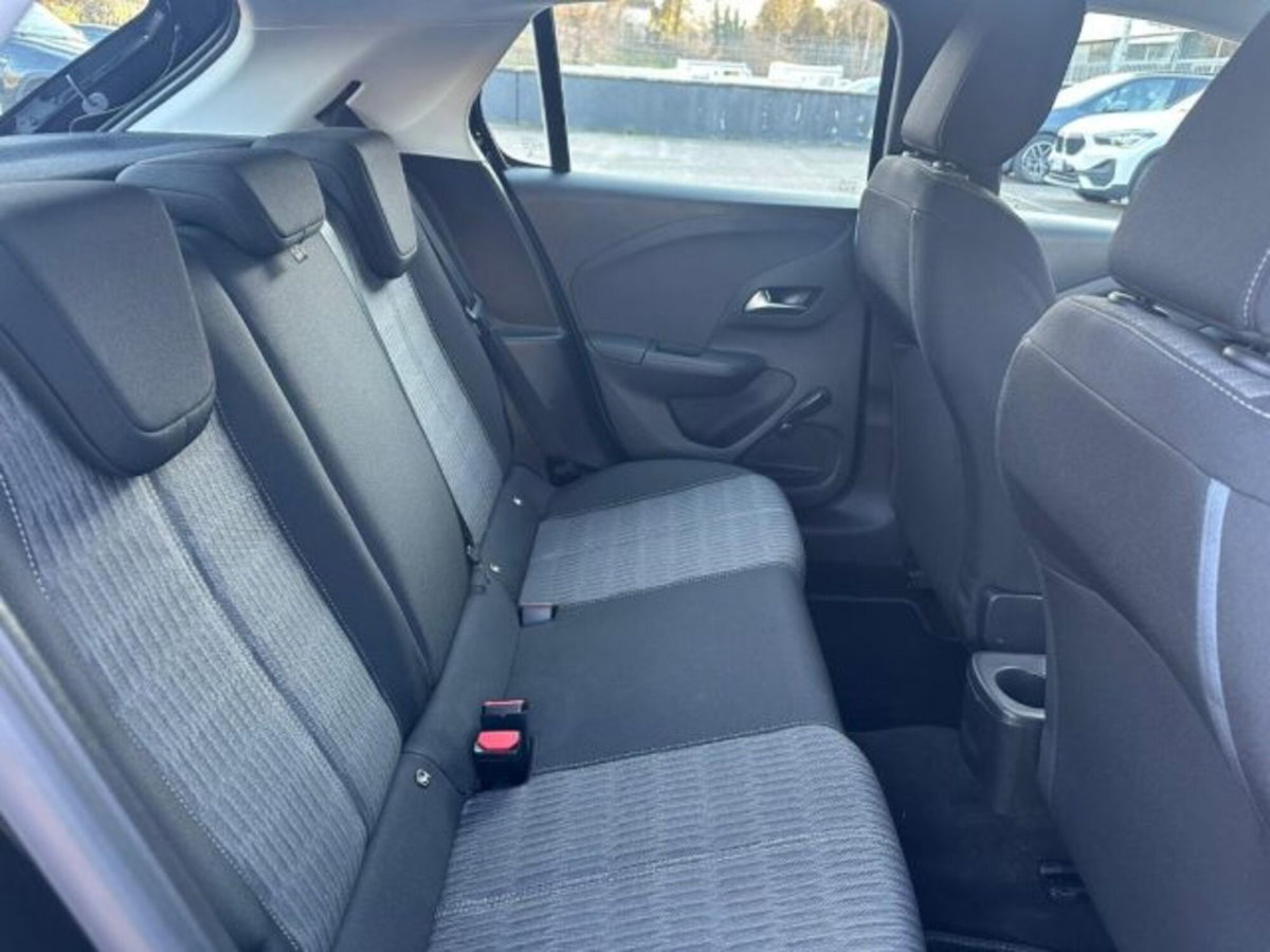 Opel Corsa 1.5 D 100 CV Edition (13)