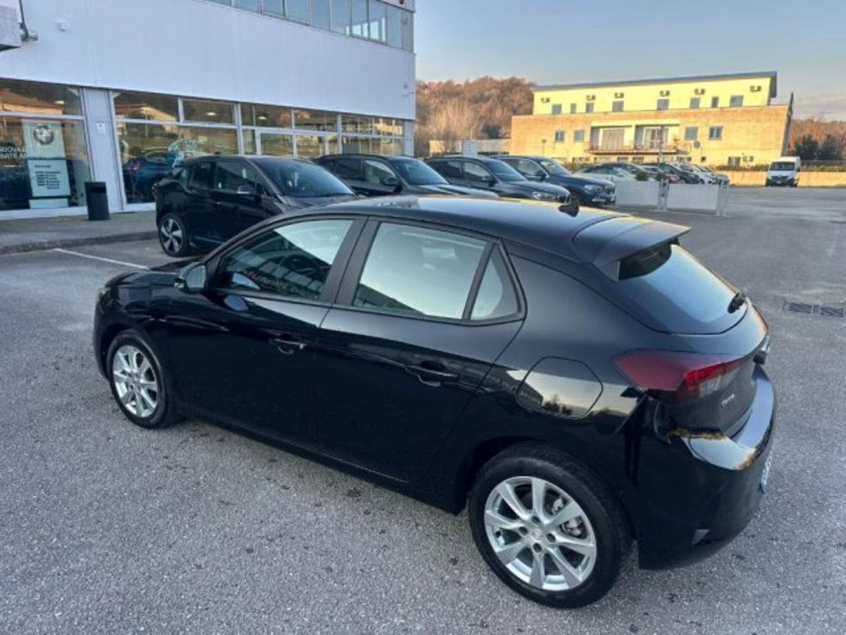 Opel Corsa 1.5 D 100 CV Edition (6)