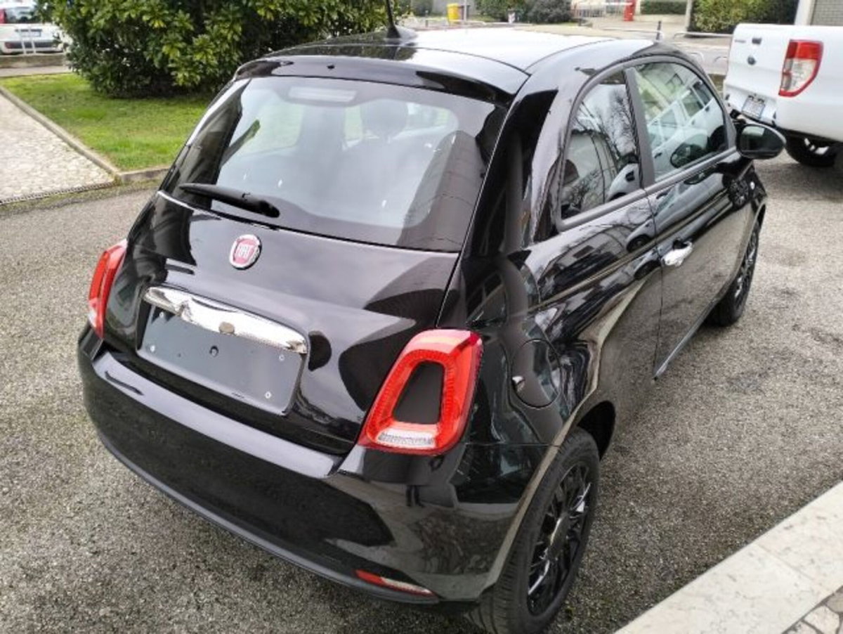 Fiat 500 1.0 Hybrid Red (5)