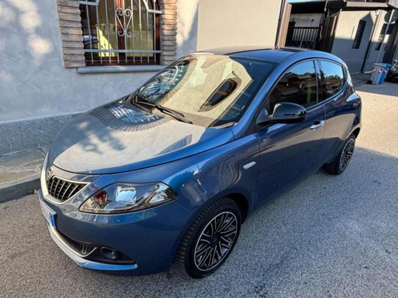 Lancia Ypsilon 1.0 FireFly 5 porte S&S Hybrid Gold Plus