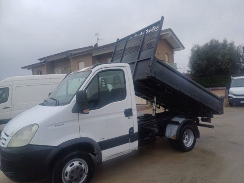 Iveco Daily Telaio 35C15 3.0 HPT PC-RG Cabinato