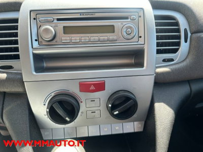 Lancia Ypsilon 1.2 New Oro (11)