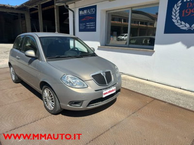 Lancia Ypsilon 1.2 New Oro (2)