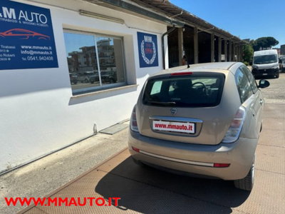 Lancia Ypsilon 1.2 New Oro (5)