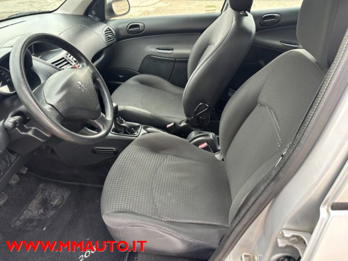 Peugeot 206 60CV 5p. Urban (10)
