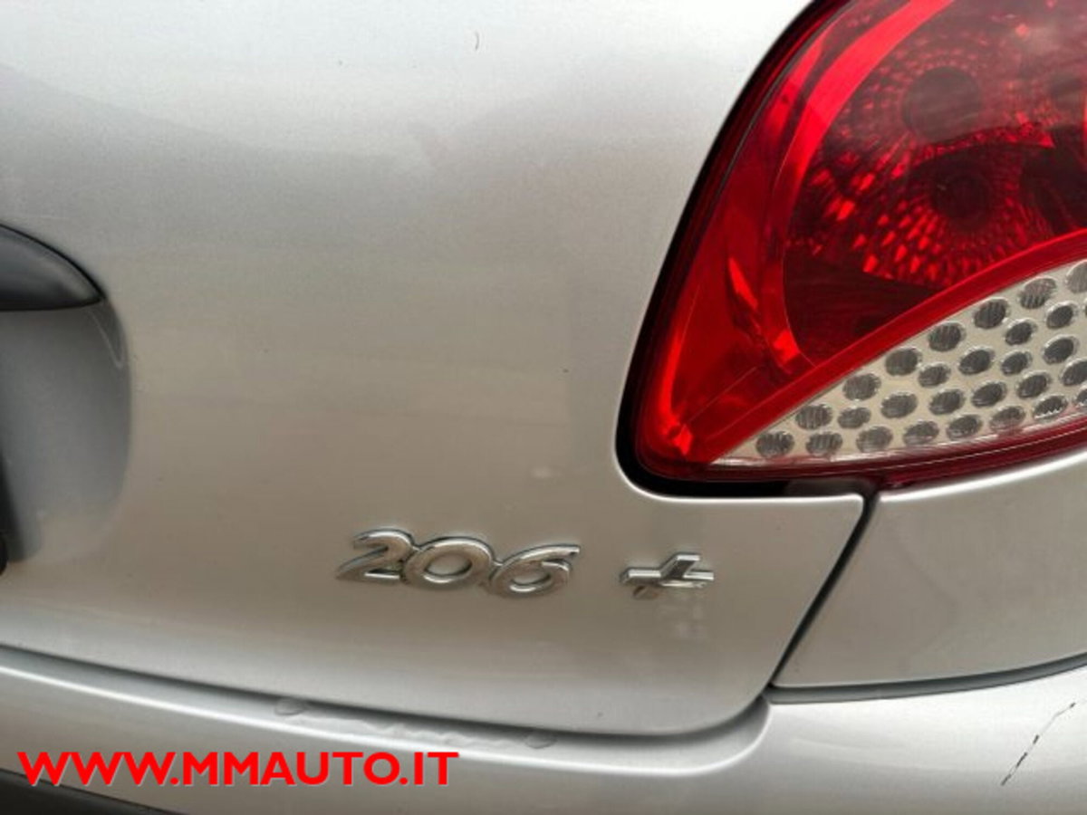 Peugeot 206 60CV 5p. Urban (6)