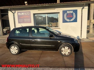 Renault Clio 1.2 16V cat 3 porte Community usata