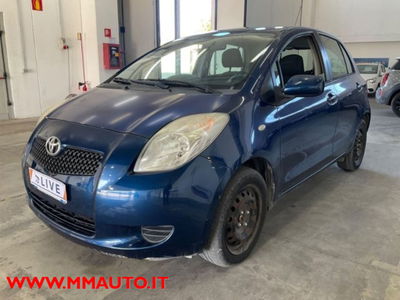 Toyota Yaris 1.0 5 porte Sol usata