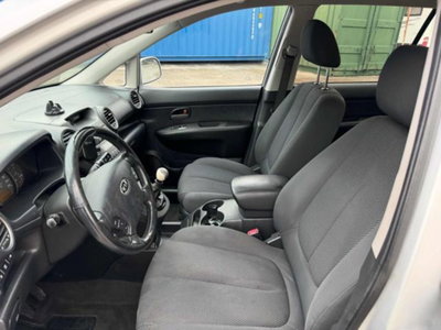 Kia Carens 2.0 16V CRDi VGT EX Harmony (8)