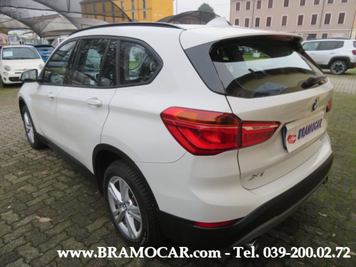 BMW X1 sDrive18d (8)