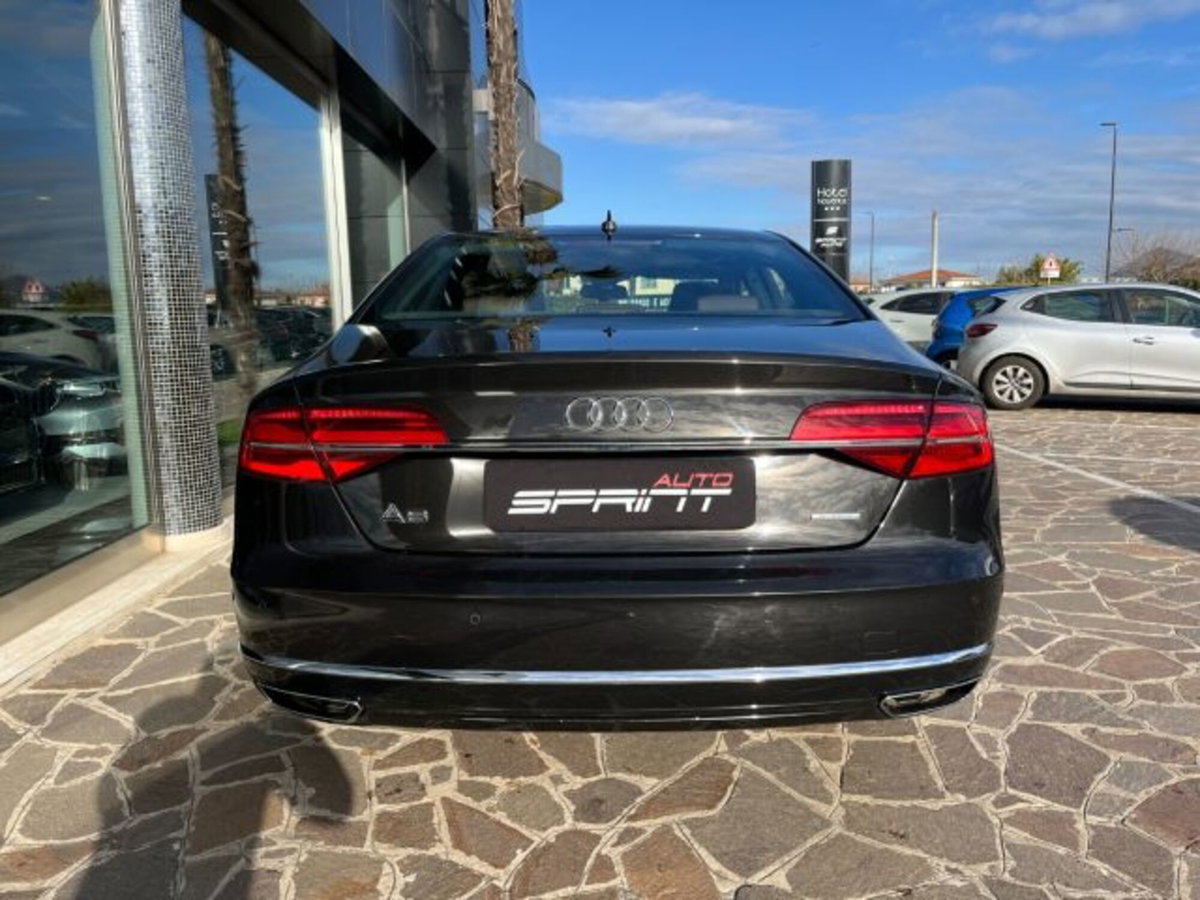 Audi A8 3.0 TDI 262 CV quattro tiptronic (15)