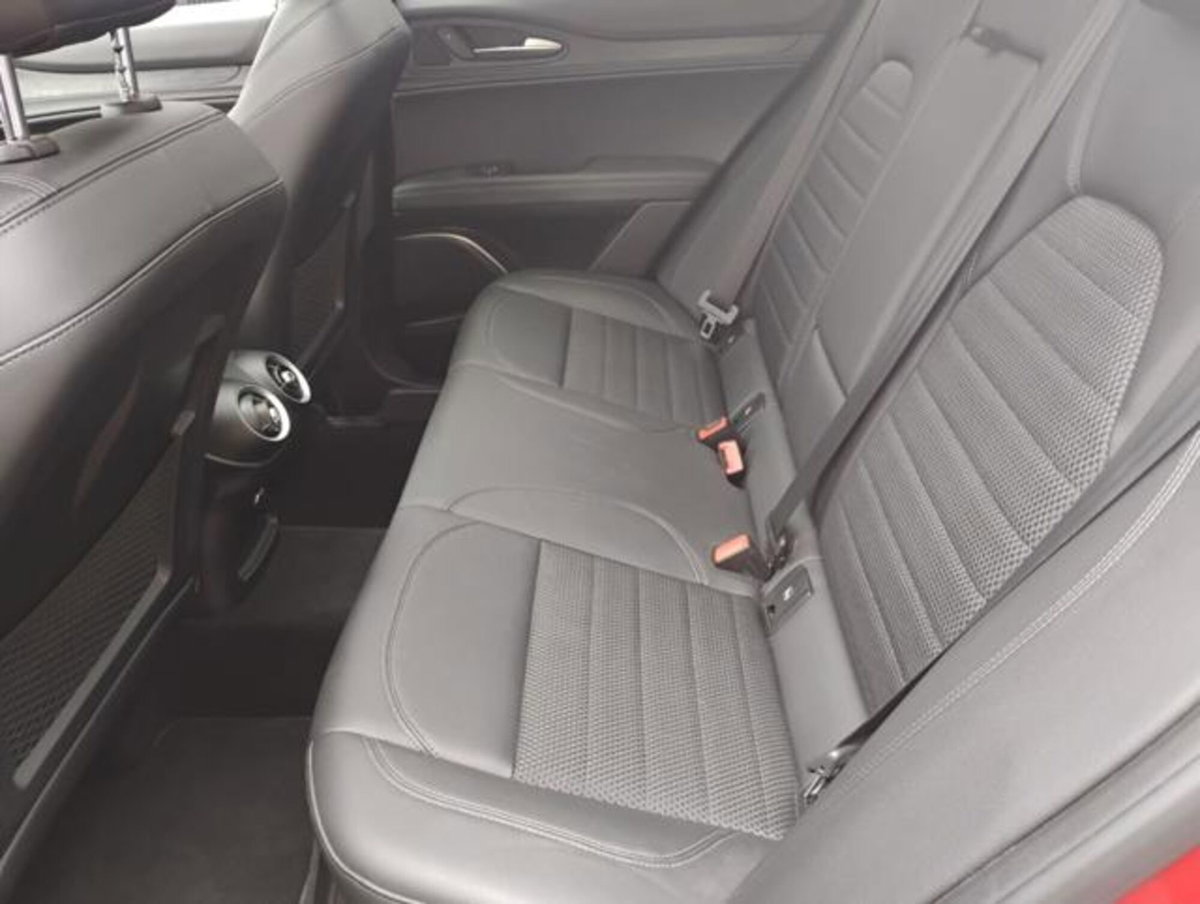 Alfa Romeo Stelvio Stelvio 2.2 Turbodiesel 190 CV AT8 Q4 Sprint (13)