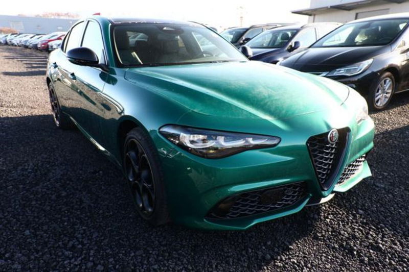 Alfa Romeo Giulia 2.2 Turbodiesel 210 CV AT8 AWD Q4 Estrema