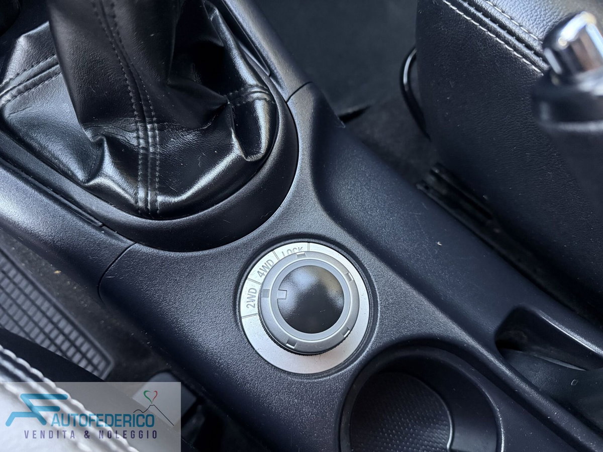 Peugeot 4007 HDi 156CV Féline (11)