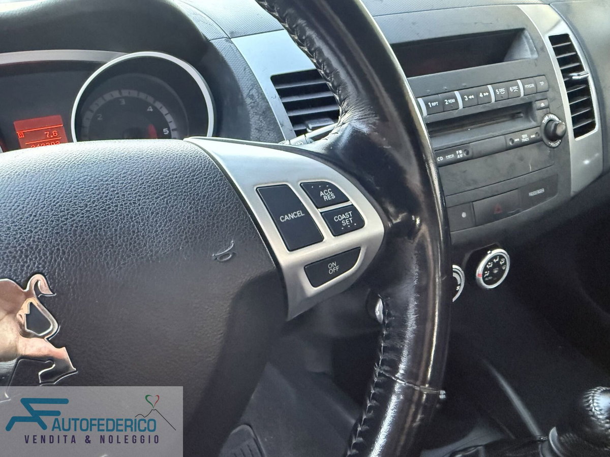 Peugeot 4007 HDi 156CV Féline (12)