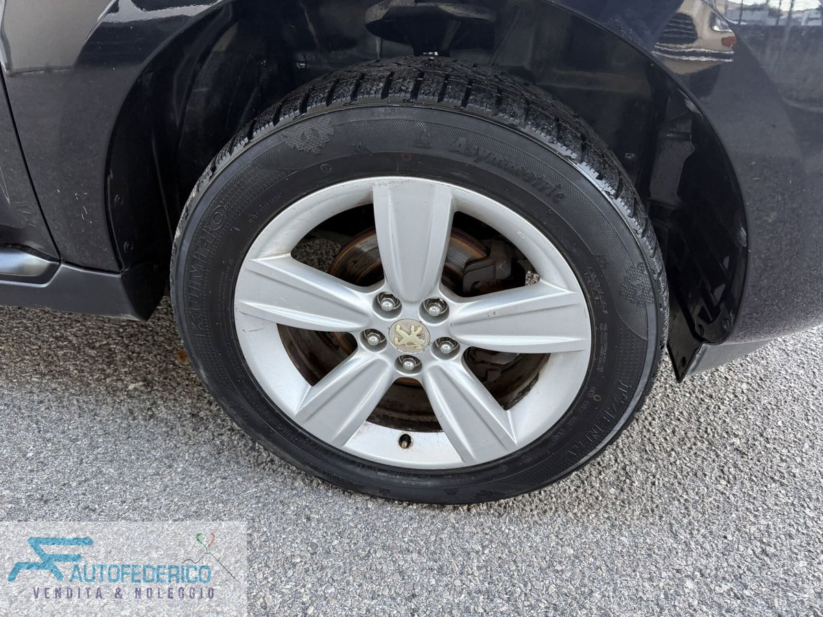 Peugeot 4007 HDi 156CV Féline (14)