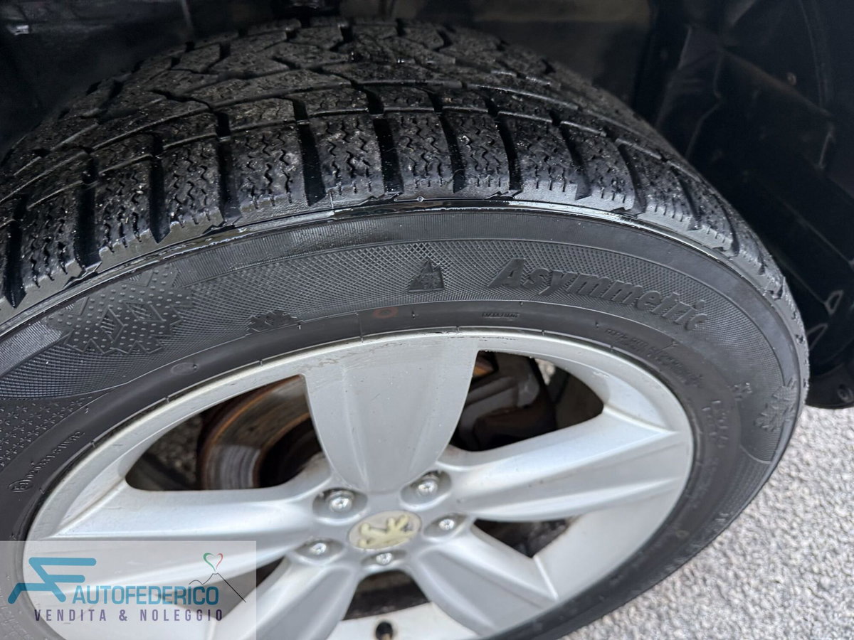 Peugeot 4007 HDi 156CV Féline (15)