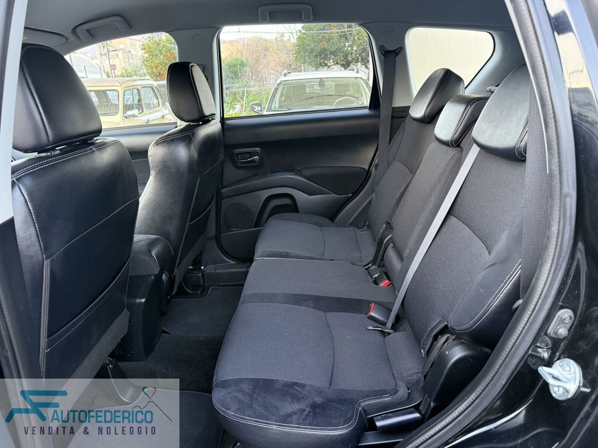 Peugeot 4007 HDi 156CV Féline (9)