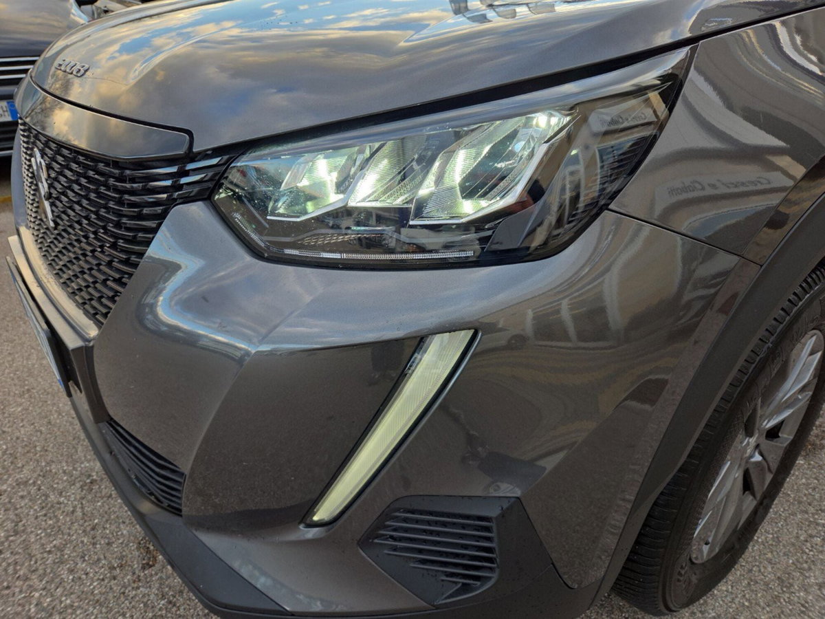 Peugeot 2008 PureTech 130 S&S Active (5)