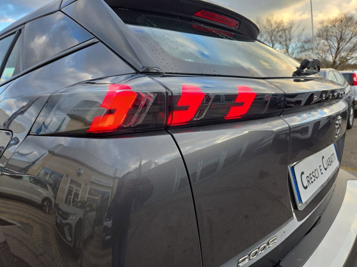Peugeot 2008 PureTech 130 S&S Active (6)