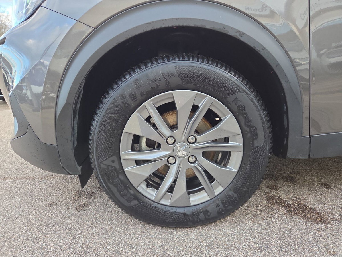 Peugeot 2008 PureTech 130 S&S Active (7)
