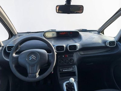 Citroen C3 1.6 HDi 90 Exclusive (10)