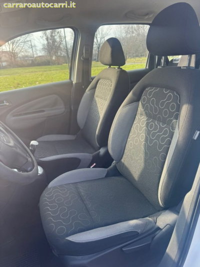 Citroen C3 1.6 HDi 90 Exclusive (13)