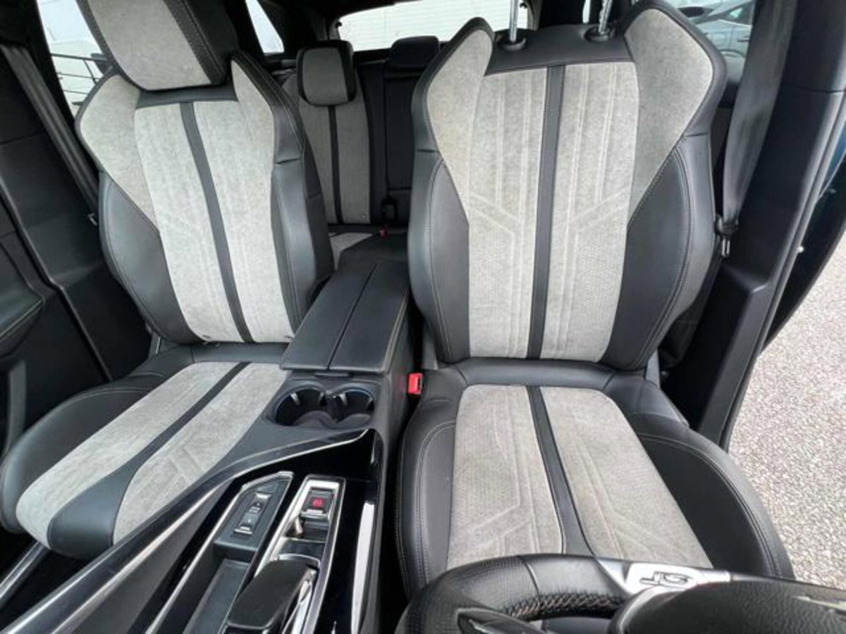 Peugeot 3008 Hybrid 225 e-EAT8 GT (11)