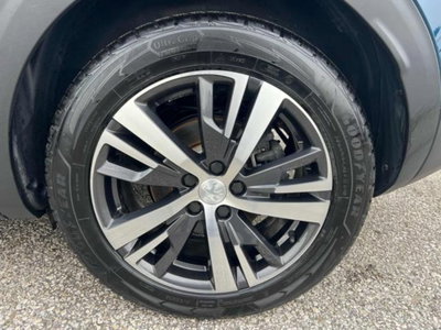 Peugeot 3008 Hybrid 225 e-EAT8 GT (15)