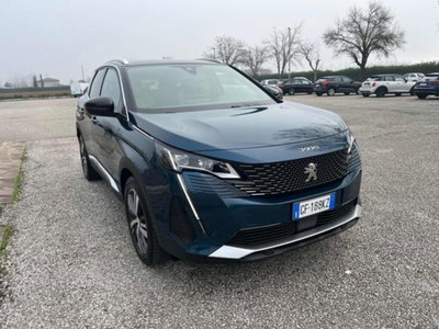 Peugeot 3008 Hybrid 225 e-EAT8 GT (2)