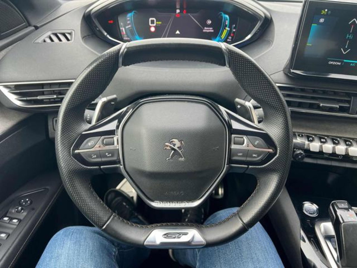 Peugeot 3008 Hybrid 225 e-EAT8 GT (7)