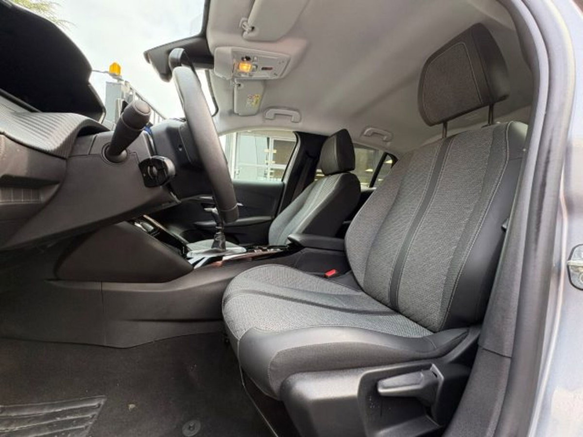 Peugeot 208 PureTech 100 Stop&Start 5 porte Allure (12)