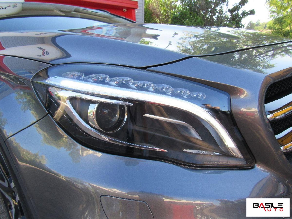 Mercedes-Benz GLA SUV 200 d Automatic 4Matic Business (4)