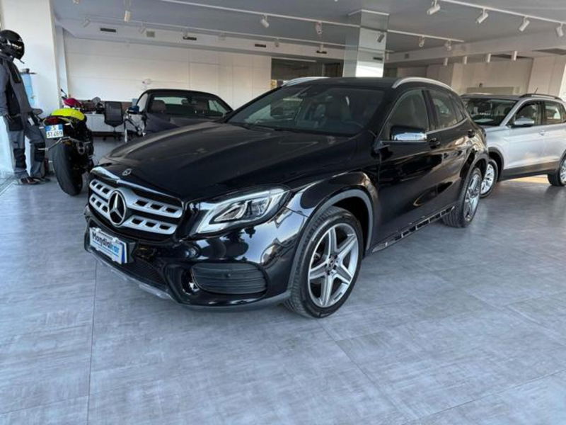 Mercedes-Benz GLA SUV 200 d Automatic 4Matic Premium