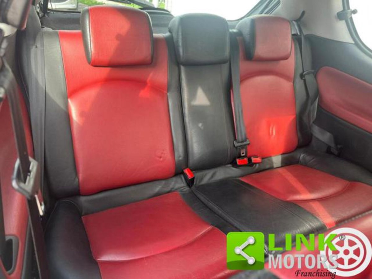 Peugeot 206 16V 3p. GT (10)
