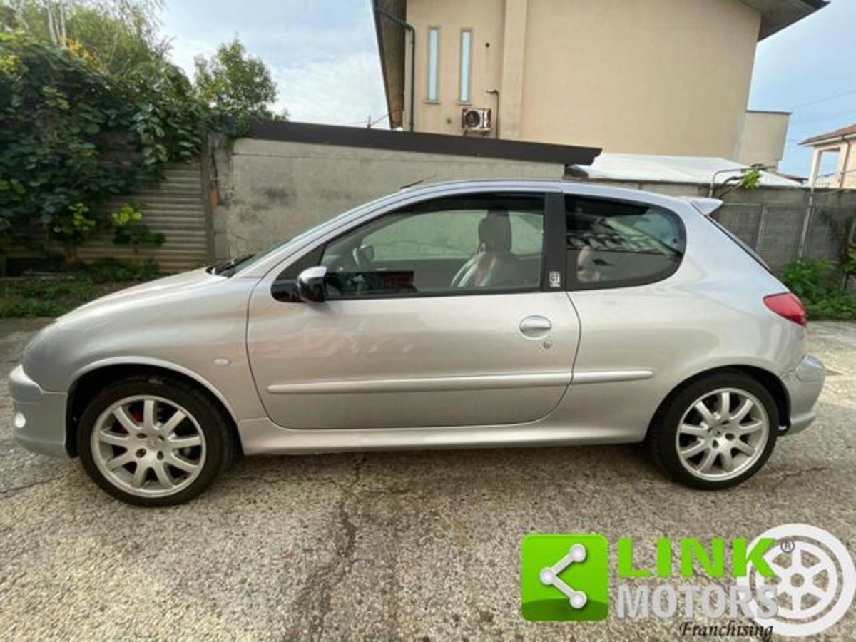 Peugeot 206 16V 3p. GT (7)