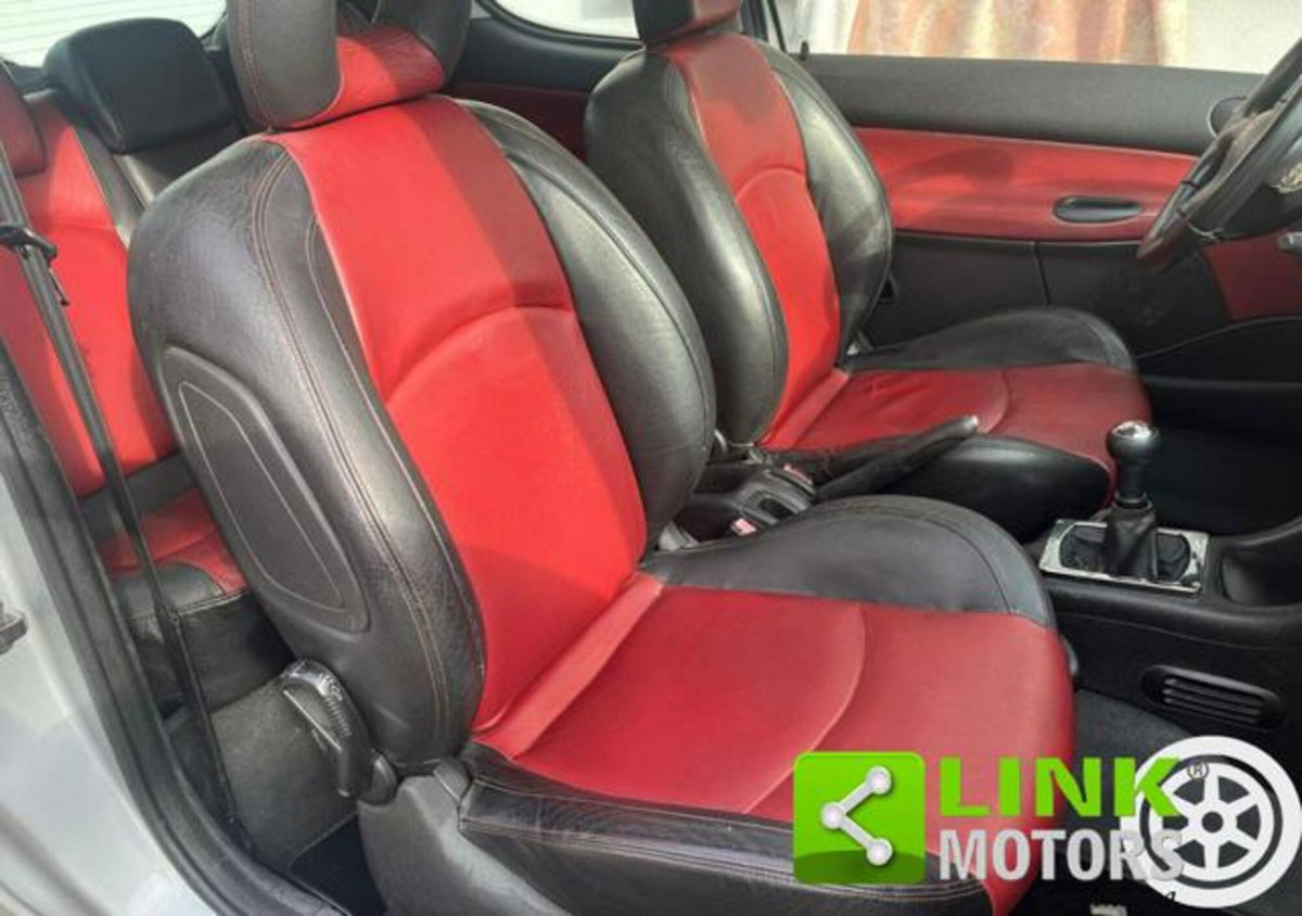 Peugeot 206 16V 3p. GT (9)