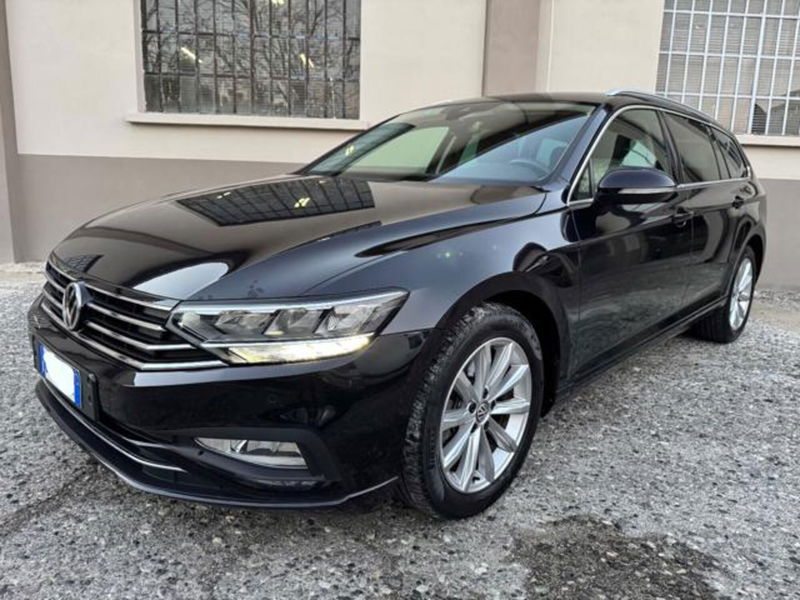 Volkswagen Passat Variant 1.6 TDI SCR DSG Business BMT