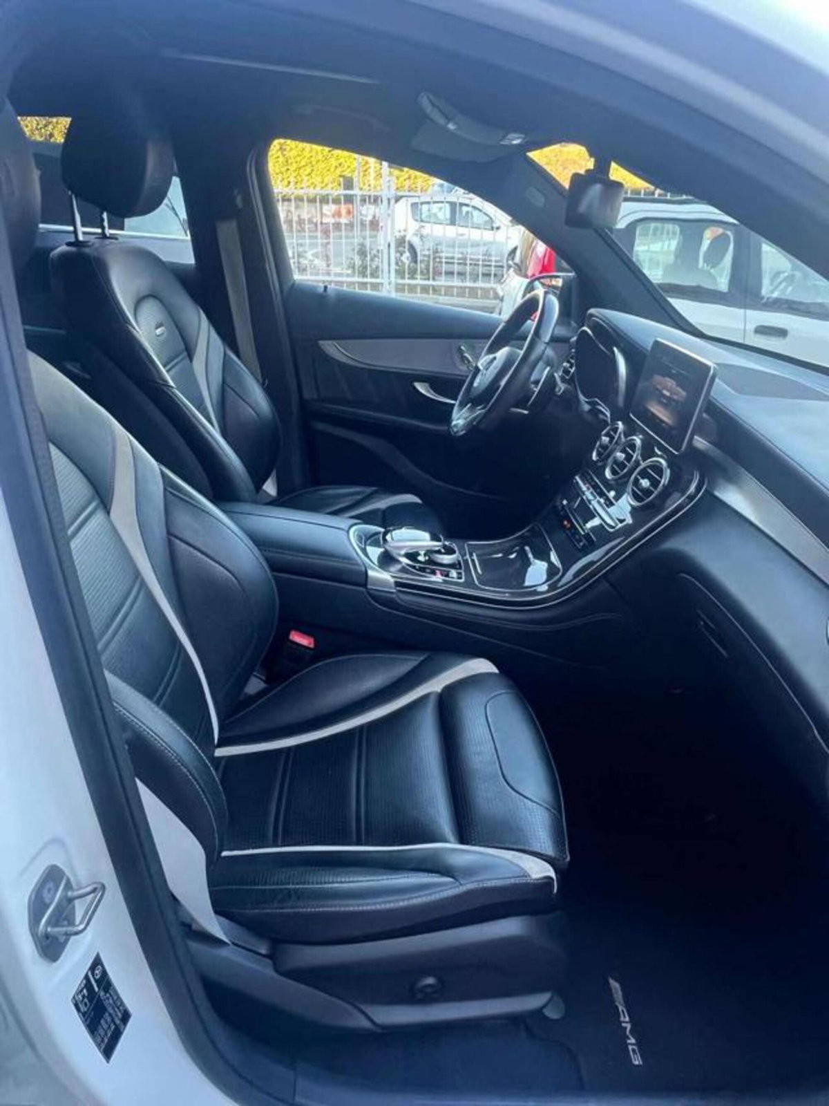 Mercedes-Benz GLC Coupé 63 S 4Matic Coupé AMG (17)