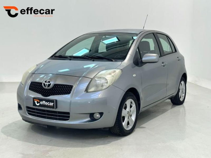 Toyota Yaris 1.0 5 porte Sol