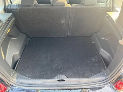 Citroen C3 1.6 HDi 90 Exclusive (9)