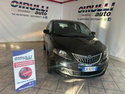 Lancia Ypsilon 1.0 FireFly 5 porte S&S Hybrid Gold Plus usata
