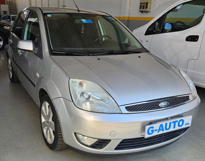 Ford Fiesta 1.4 TDCi 5p. Ghia usata