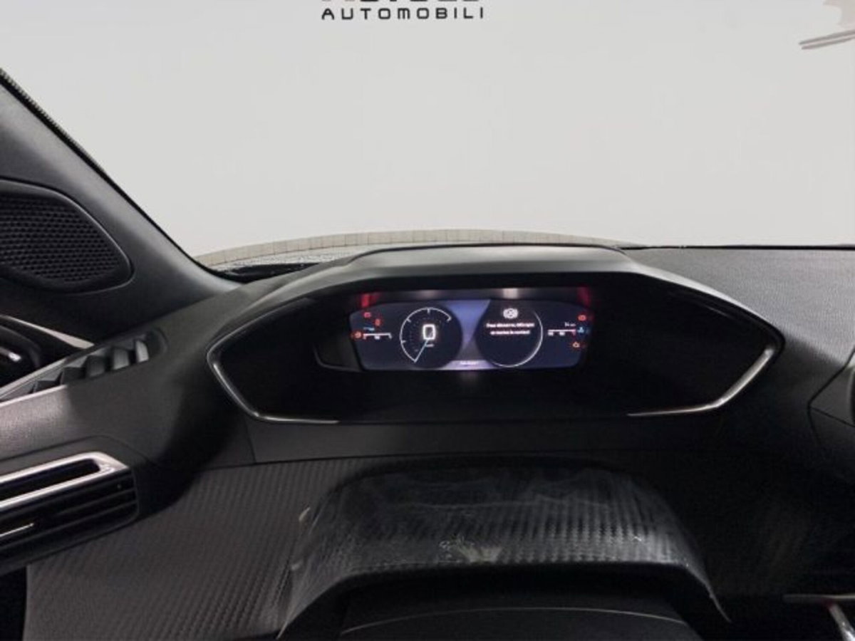 Peugeot 2008 PureTech 100 S&S Allure (18)