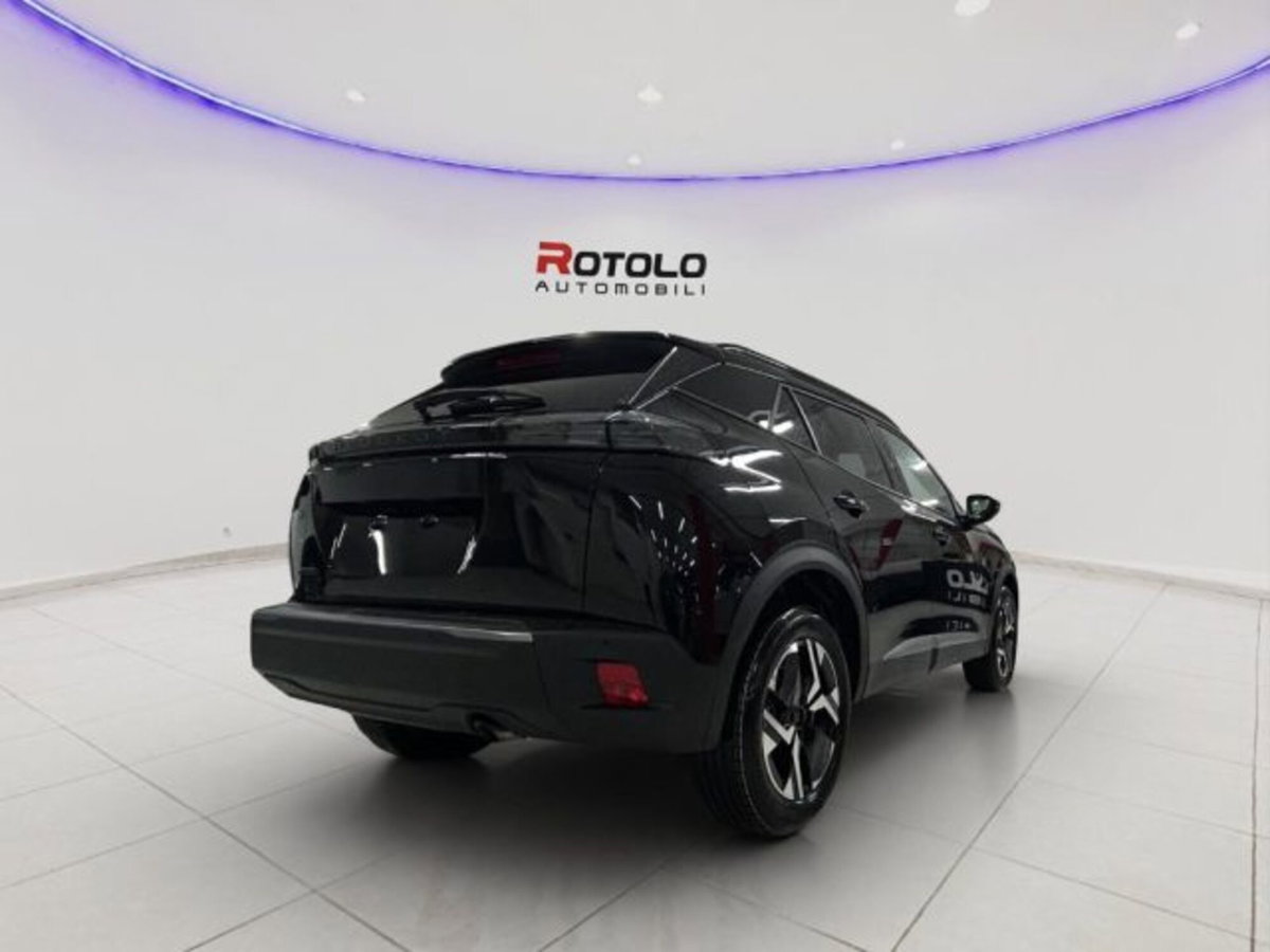 Peugeot 2008 PureTech 100 S&S Allure (4)