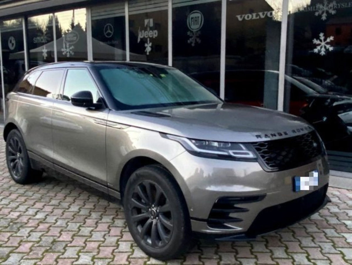 Land Rover Range Rover Velar 2.0 Si4 300 CV R-Dynamic SE (17)