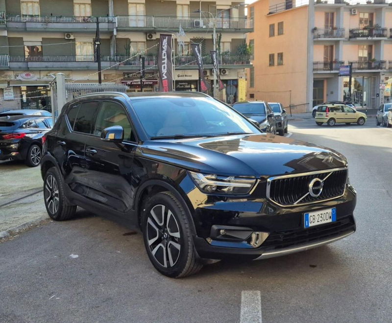 Volvo XC40 T5 Twin Engine Geartronic Momentum