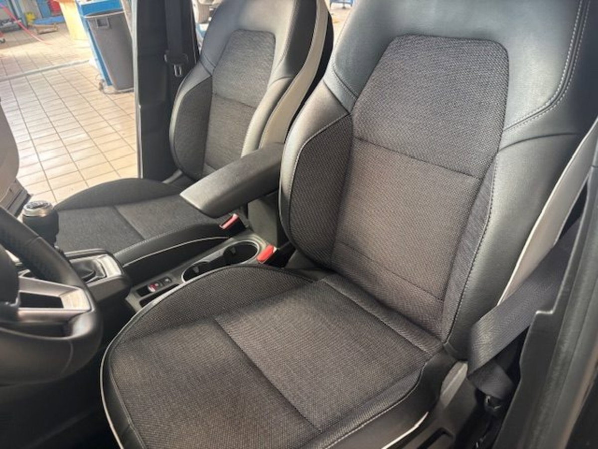 Renault Captur TCe 90 CV Techno (11)