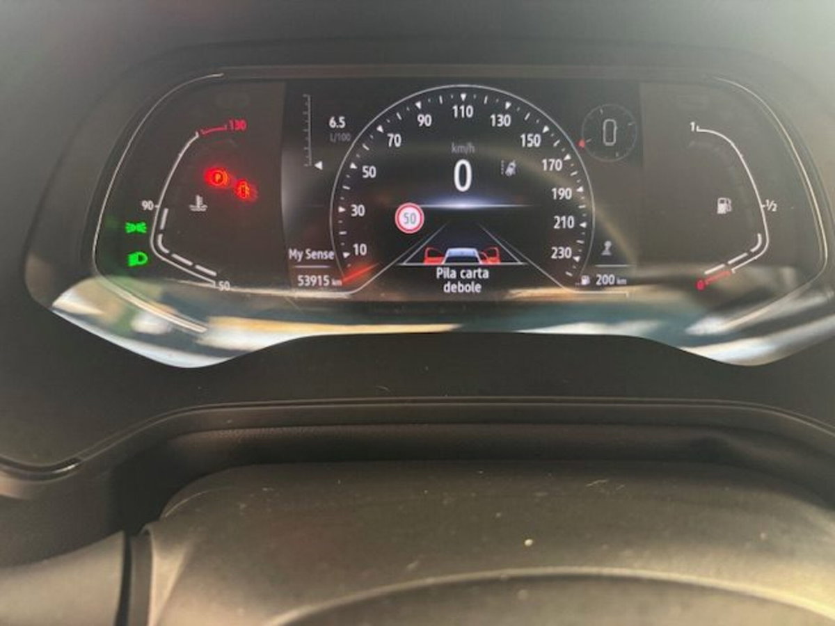 Renault Captur TCe 90 CV Techno (17)