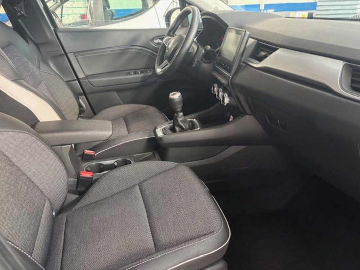 Renault Captur TCe 90 CV Techno (8)